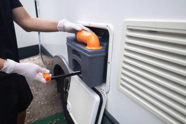 Affordable portable toilet rental in Madelia, MN